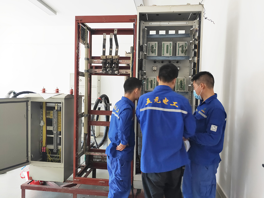 1591253197660016384.jpg 1591253197660016384.jpg